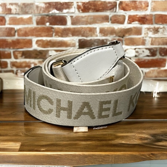 Michael Kors Wide “Michael Kors” Adjustable Replacement Strap BRAND NEW - Picture 3 of 3